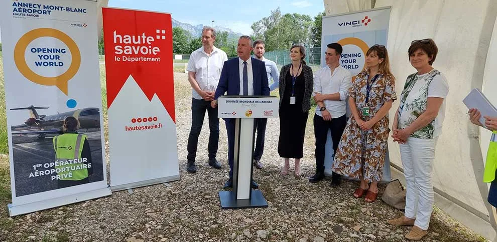 Inauguration des ruches par le Conseil Départemental de Haute-Savoie à l’aéroport d’Annecy